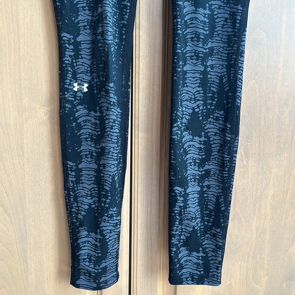 Yale University Under Armour shadow abstract graphic printed full length legging - Picture 3 of 7
